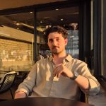 Markaların dijital pazarlama ihtiyaçlarına çözümler bulur.